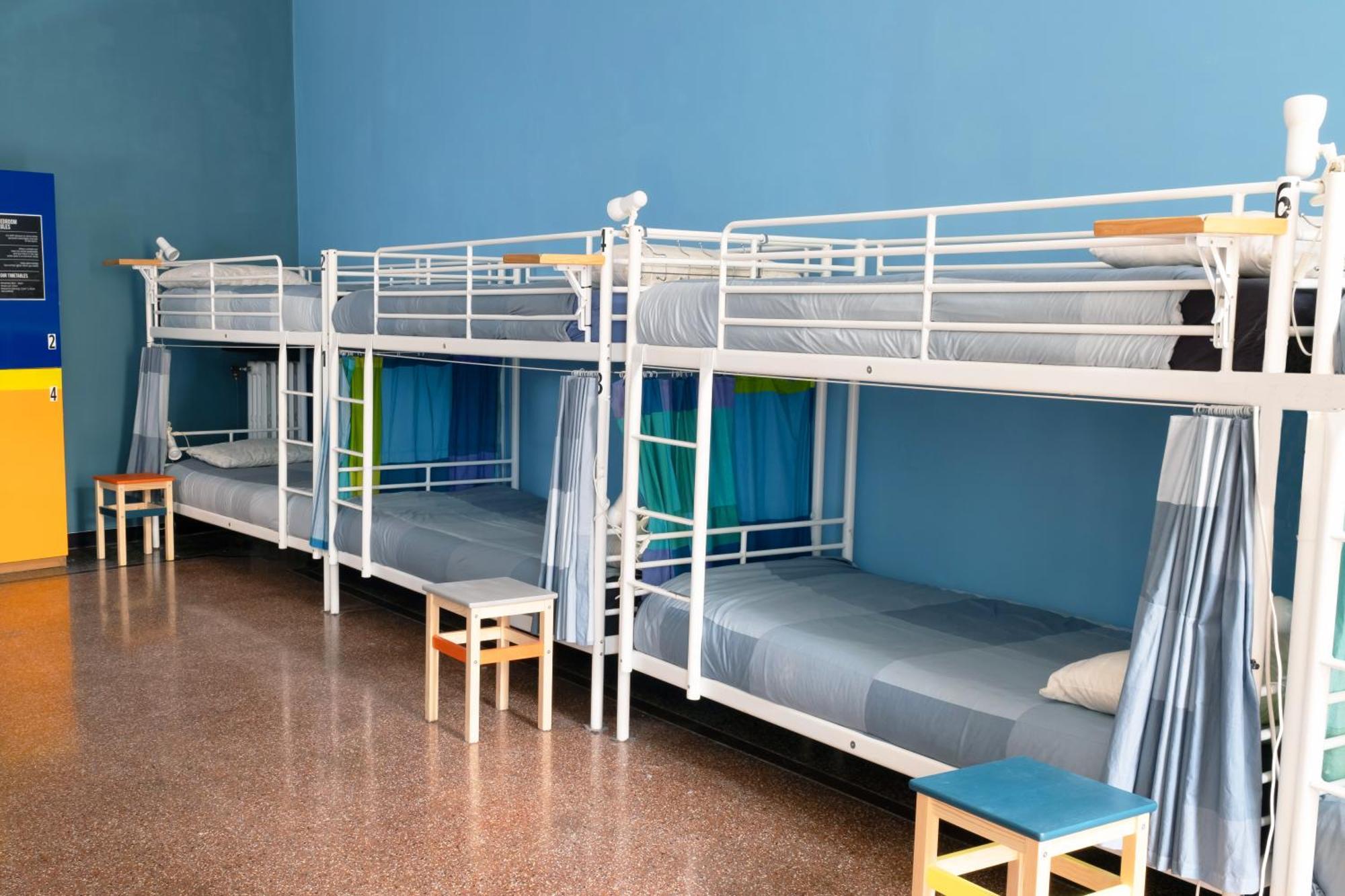 Manena Hostel Genova Ruang foto